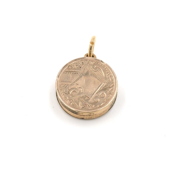 Edwardian Watch Fob Charm // Antique Gold Etched P