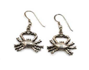 Sterling Crab Earrings // Vintage Crab Dangles // Silver Beach Jewelry