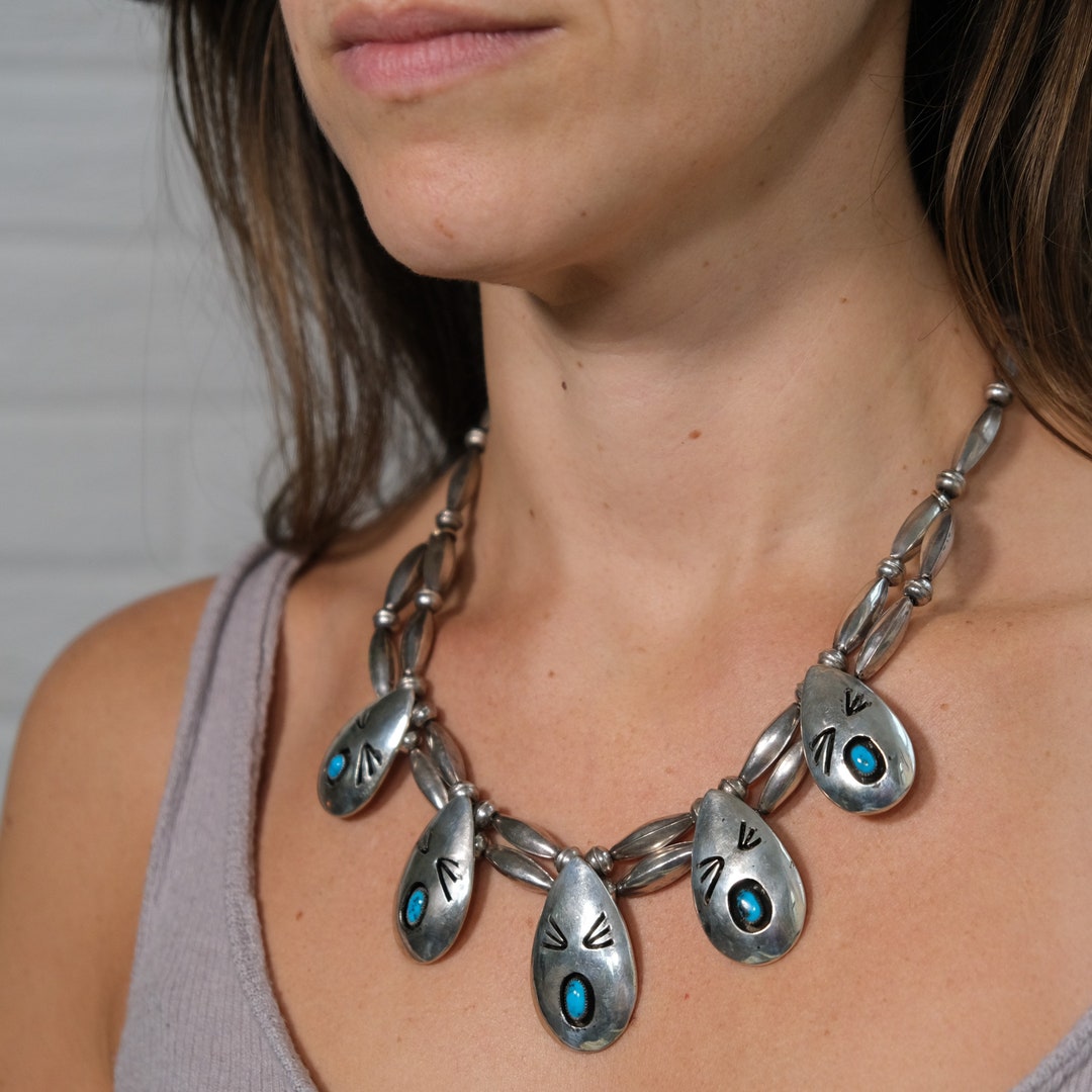 Vintage Navajo Sterling & Turquoise Shadowbox Station Necklace 18