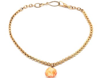 Vintage guldpläterad klockarmbandskedja 14,25" med hundklämma och snidad berlock