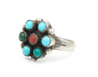 Petit Point Turquoise & Coral Flower Ring // Size 7 // Vintage Turquoise Ring // Vintage Turquoise Flower Ring // Vintage Zuni Style Ring