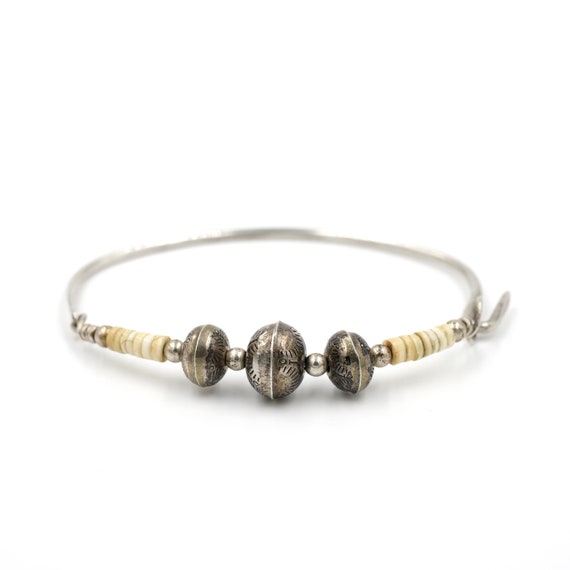 Unique Sterling Silver & Heishi Bead Bracelet // 6