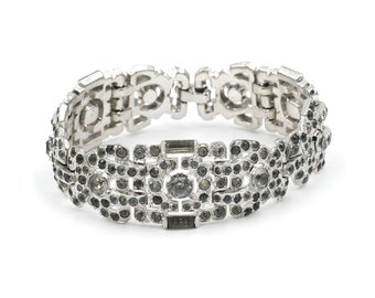 Vintage Rhinestone Statement Bracelet 7.25"