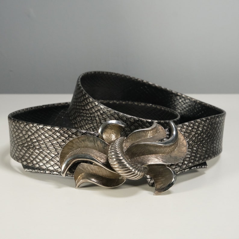 80's Mimi Di N Statement Belt // Snake Print Belt // Hook Belt // Vintage Belt image 1