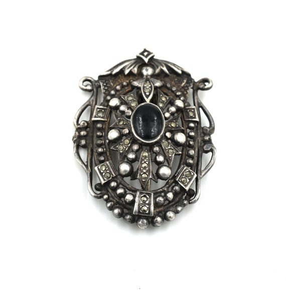 Vintage Onyx & Marcasite Sterling Silver Brooch //