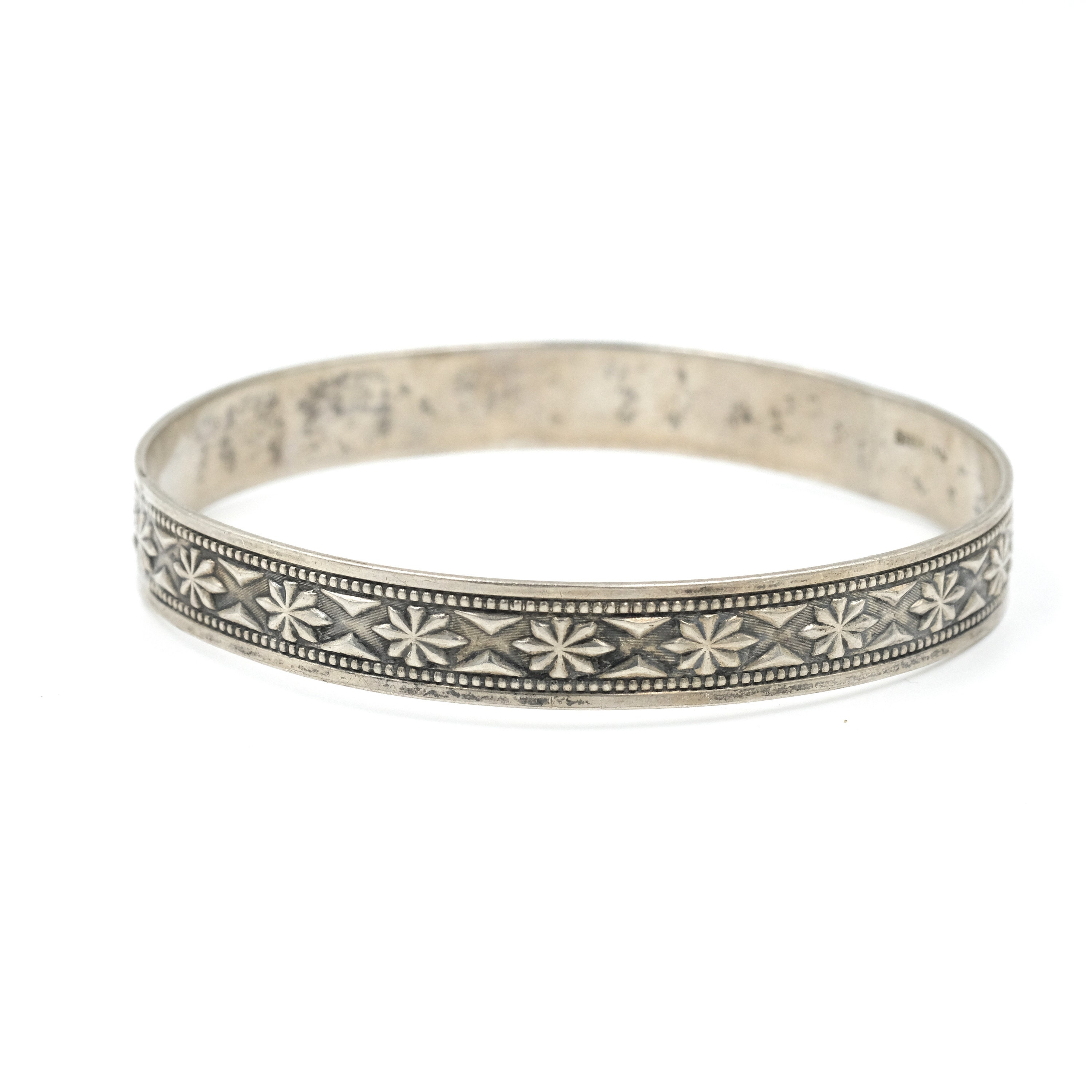 Vintage Sterling Silver Bangle Bracelet 8 // Star Bangle // Vintage Stacking Bangle // Classic Bangle - Etsy Vintage Sterling Silver Bangle Bracelet 8 // Star Bangle // Vintage Stacking Bangle // Classic Bangle - Etsy
