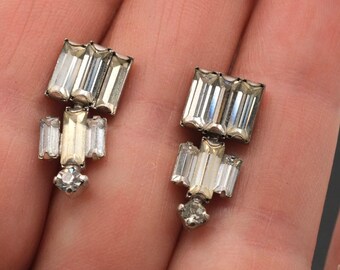 Estate Vintage Rhinestone Screwback Earrings .8"