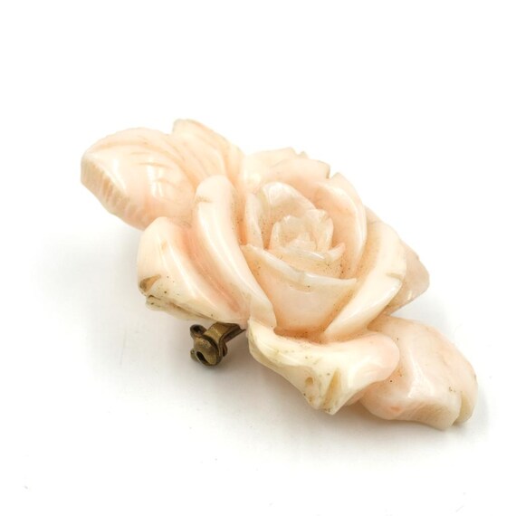 ヴィンテージコーラルネックレス、彫刻された花のブローチエンハンサー