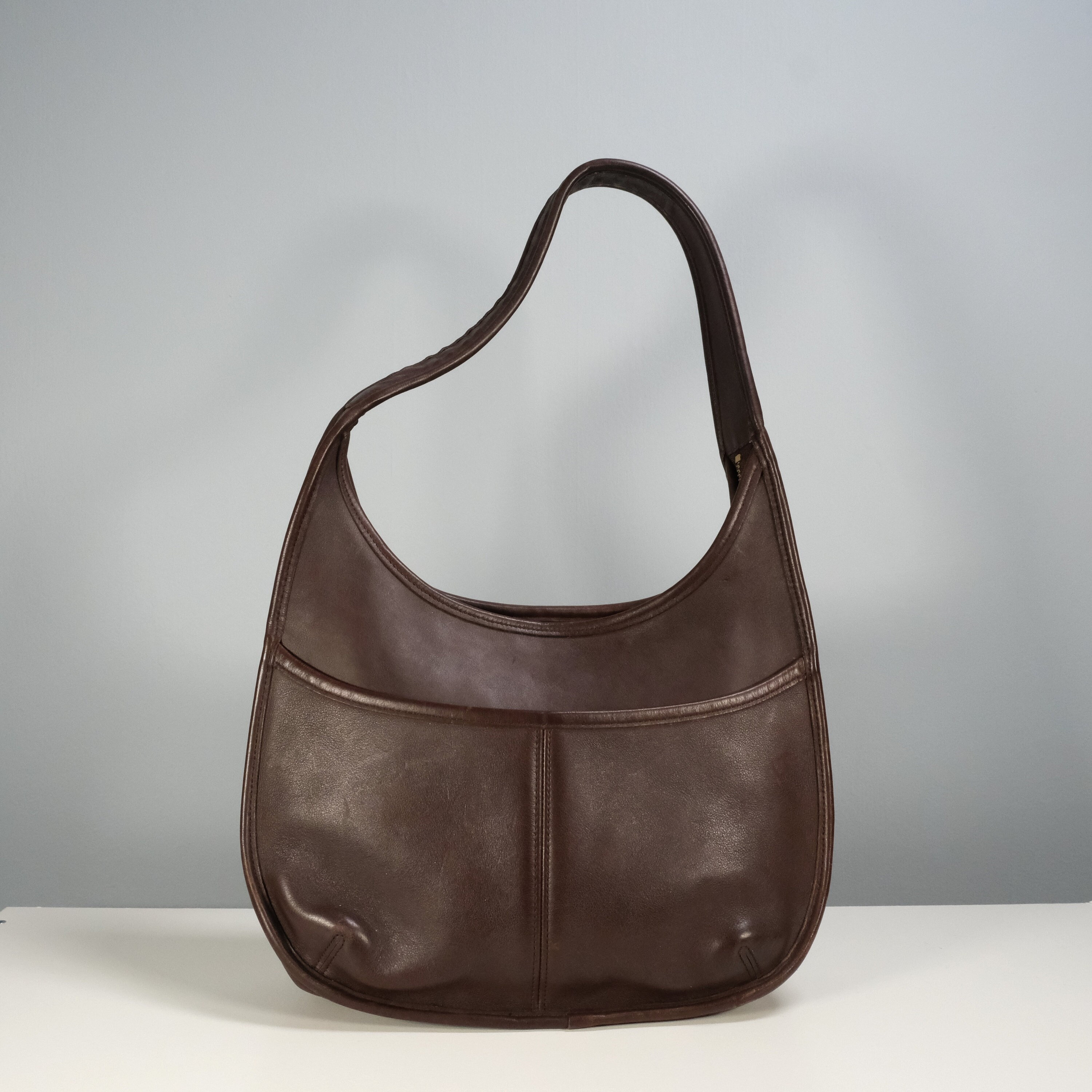 Coach Ergo Pocket Zip (9033) in Mahogany // Coach Shoulder Coach Ergo Pocket Zip (9033) in Mahogany // Coach Shoulder