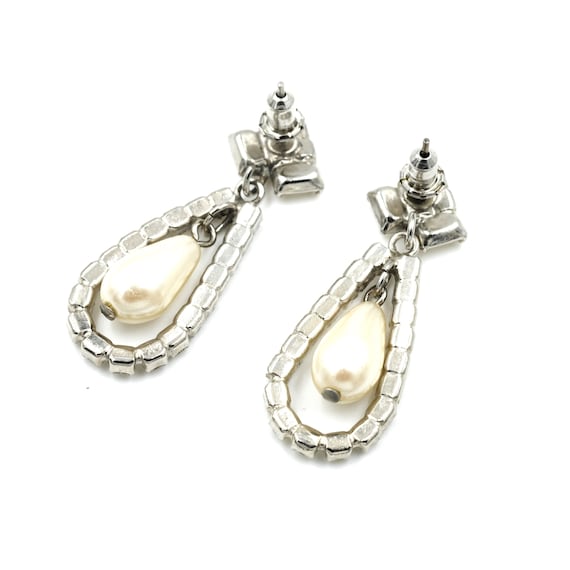 Vintage Costume Rhinestone & "Pearl" Earrings // … - image 4