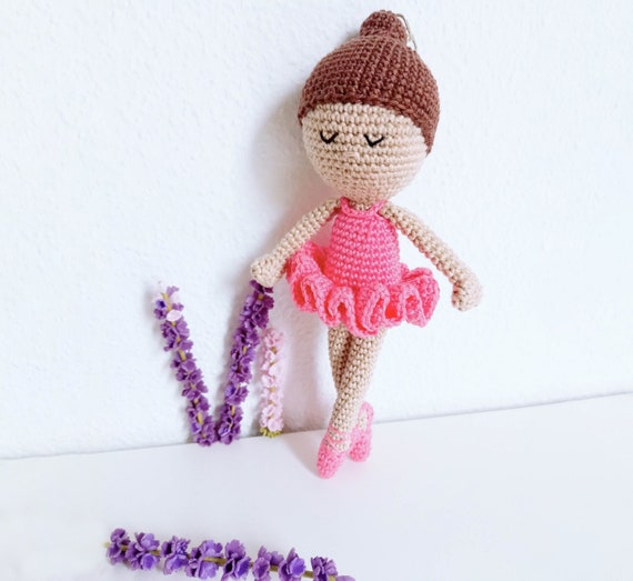 amigurumi ballerina doll