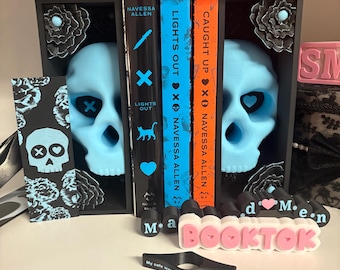 Collezione Into the Dark / Serie Inspired Book Nook