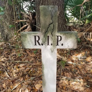 RIP Cross Prop Aged White Stone with Mold Hand Made Tombstone Halloween Prop Halloween Décor Cemetery Gravestone Engraved Outdoor Yard Art
