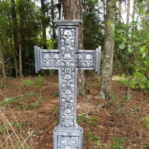 Skull Cross with detachable base Tombstone Halloween Prop Cemetery Gravestone Halloween Decor Yard Art FREE SHIPPING