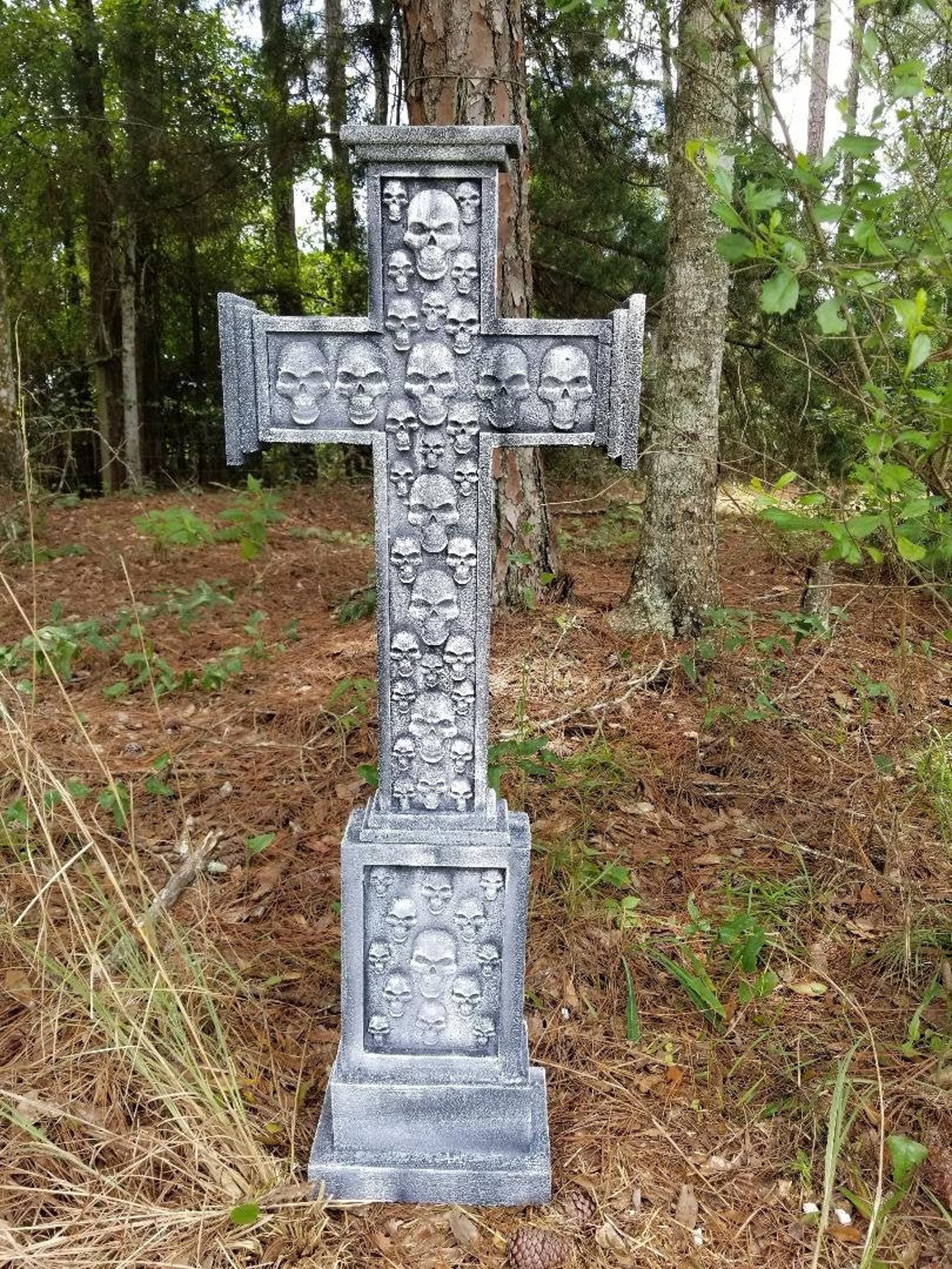 Skull Cross Tombstone: Halloween Cemetery Prop With Detachable Base - Etsy