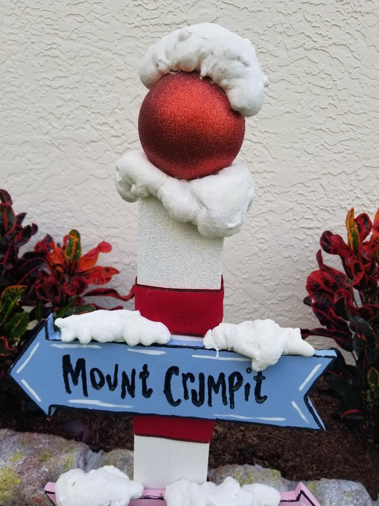 Grinch Sign Post Whoville Mount Crumpit Grinch's Lair Etsy