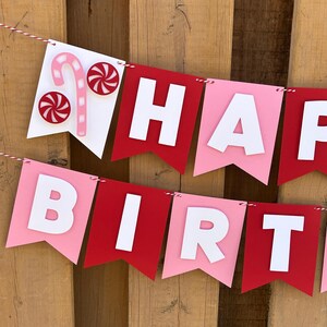 Banner de bastón de caramelo rosa personalizado / Decoraciones para fiesta de cumpleaños navideña rosa / Artículos para fiesta de invierno de ONEderland / Decoración de fiesta con espiral de menta