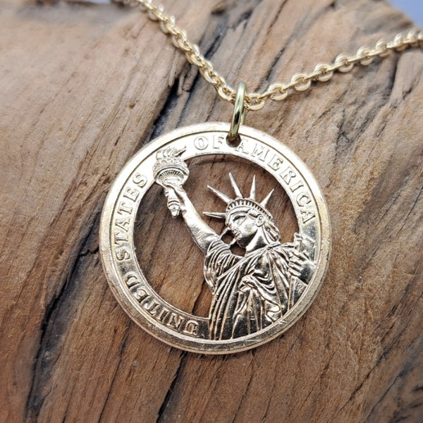Statue of Liberty Necklace - Etsy