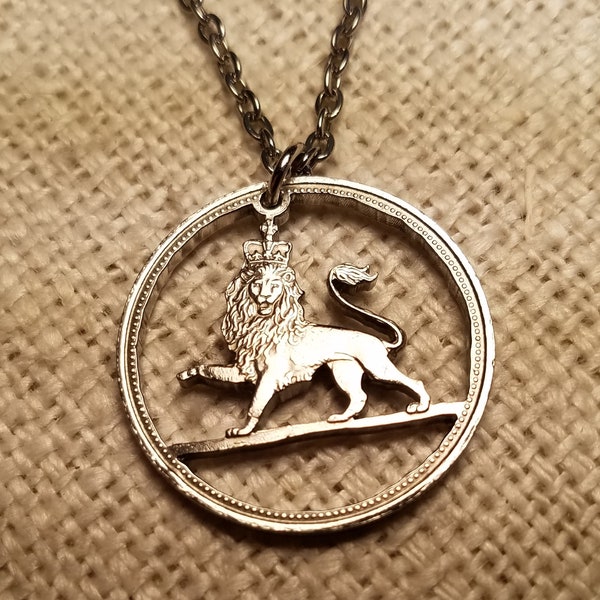 Lion Pendant, UK 10 New Pence Coin, Hand Cut Coin Jewelry, Silver Plated Chain, 9 Necklace Options, Coin Pendant