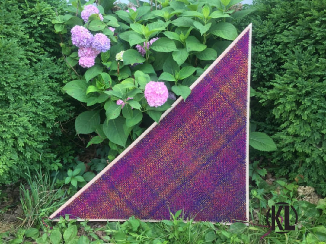 5 Ft RG Triangle Weaving Loom, Regular Gauge, Shawl Loom Etsy