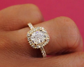 1.4 ct Cushion Cut Diamond Ring with Halo