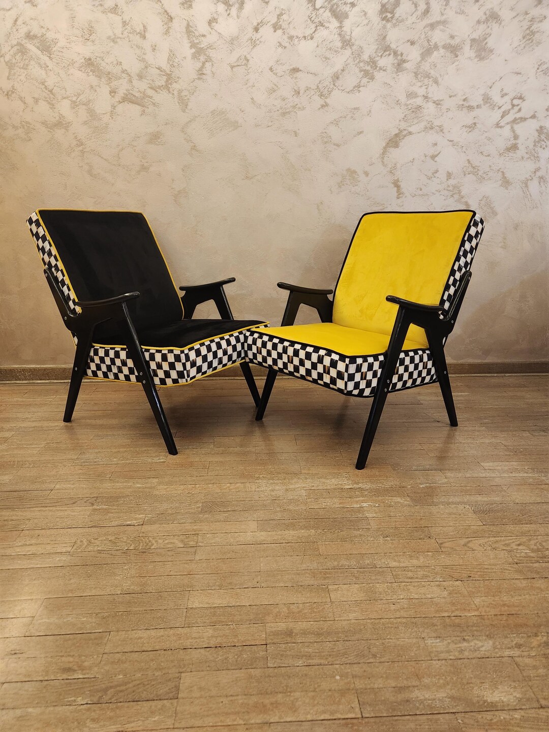Pair of Mid Century Modern Chairs. Lounge Chairs.checkered Living Room ...