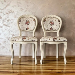 Vintage accent French chair.White boudoir chair.Lovely dining chair.Brocade Damask Jacquard Embossed fabric. image 3