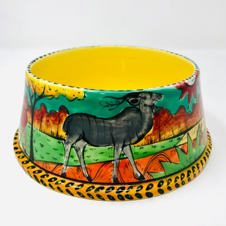 Collectable Africa One of a Kind Handmade Zimbabwe Chekari Mashona Medium DogCat Bowl Hand-Painted Ceramic Safari African Art