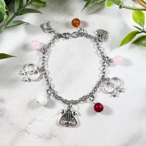 Pulsera con dijes de Safo: Poetisa griega antigua, orgullo sáfico