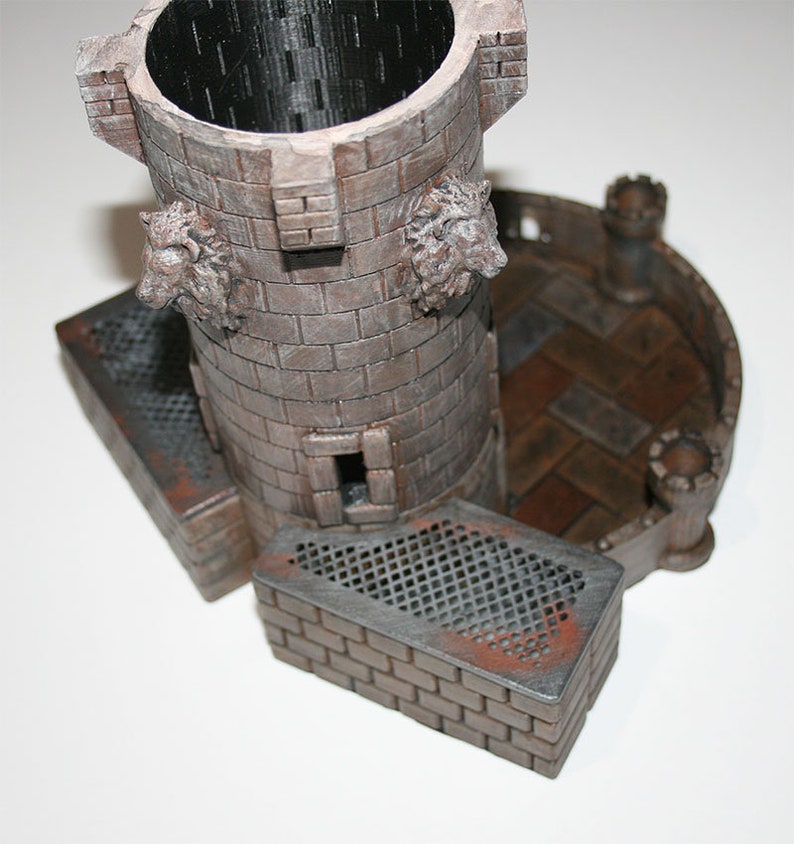 Warhammer Lionheart/'s Modular Dice Tower With Dice and Miniature Storage Boxes for Dungeons /& Dragons Pathfinder and other Tabletop Games