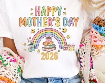 Camiseta Feliz Día de la Madre 2026 / Camiseta para Mamá Maestra / Camiseta Linda Arcoíris para Mamá / Regalo para Mamá / Camiseta Gráfica Comfort Colors
