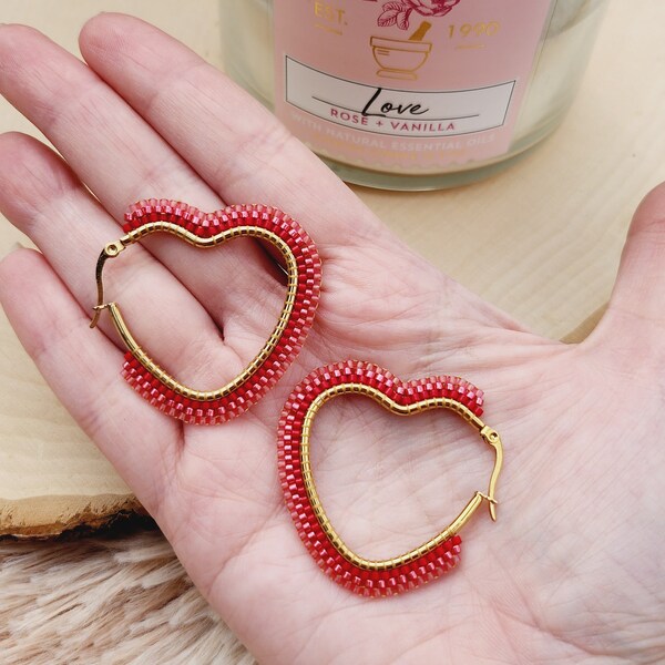 AI146 - Handmade Heart Beaded Earring