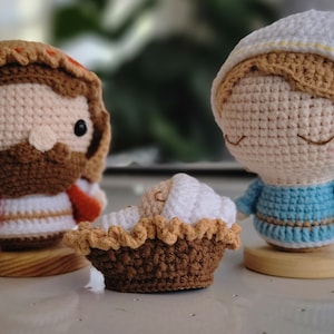 Hand Crochet Nativity , Amigurumi  Jesus Mary and Joseph , 3pc