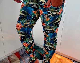 Raccoon pocket leggings