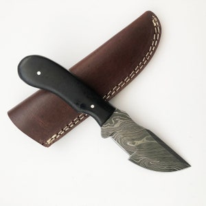 9" 100% Hand Made Damascus steel, tracker hunting knife, with Black Micarta Wood Handle- Christmas Gift for Him