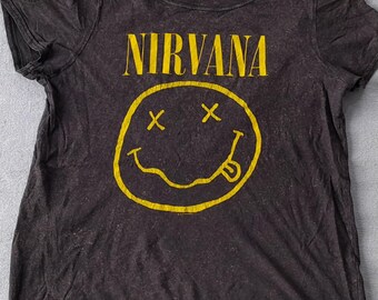 Nirvana T-shirt Smiley Face Tee – Vintage Style – Pre-loved