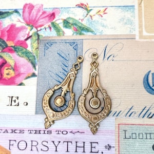 Vintage Brass Stamping Scroll Connector Setting Art Nouveau Bead Link Old Gold Charm 1940’s