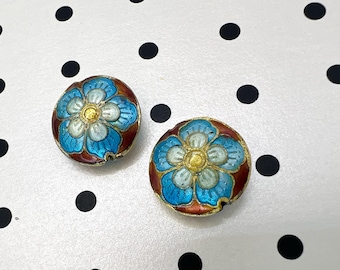 Vintage Cloisonné Blumen Anhänger Perle: Blaue Blumen Emaille, 1960er Jahre Französische Kunst (2 Stück)