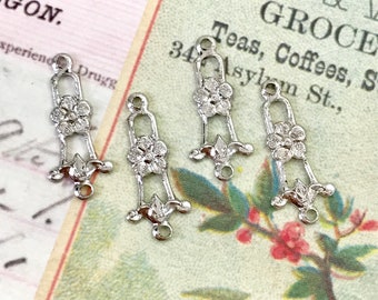 Connettore floreale vintage placcato rodio: collegamento per gioielli Art Nouveau (4 pezzi)