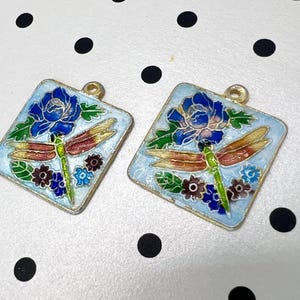 Vintage Cloisonné blommig emaljhängsmycke - Aqua Blue Emalj Dragonfly Bead Plaque bild 4