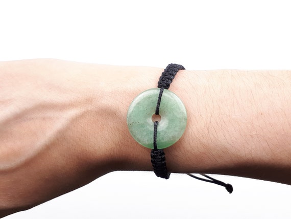 Pulsera de macramé con piedra jade verde