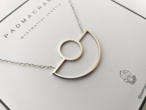 Collar de acero