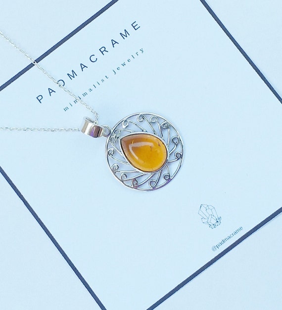Collar de plata de ley y ambar