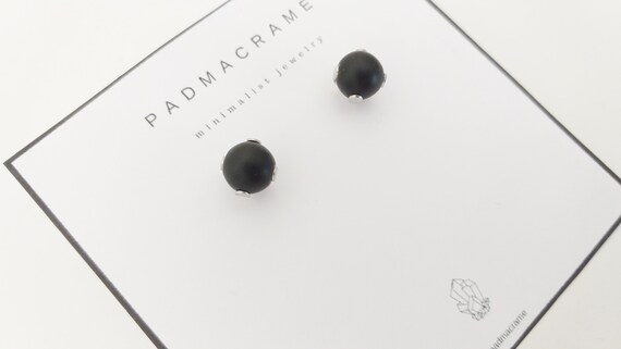 Pendientes de acero y shungit