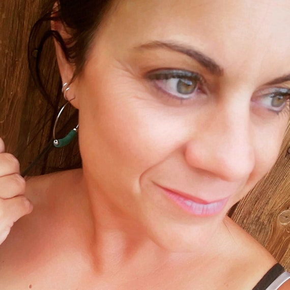 Pendientes aros de acero verdes nothing hill