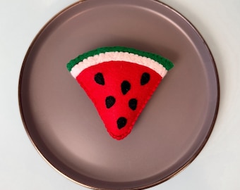 Fetta di anguria in feltro / Cibo in feltro per giochi di ruolo / Giocattolo estivo Montessori / Accessorio da cucina per giochi / Frutta in feltro fatta a mano / Giocattolo con contenitore sensoriale