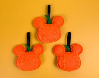 Felt Pumpkin Halloween Ornament | Halloween Tree Decoration | Handmade Felt Pumpkin | Fall Tiered Tray Decor | Spooky Pumpkin Ornament