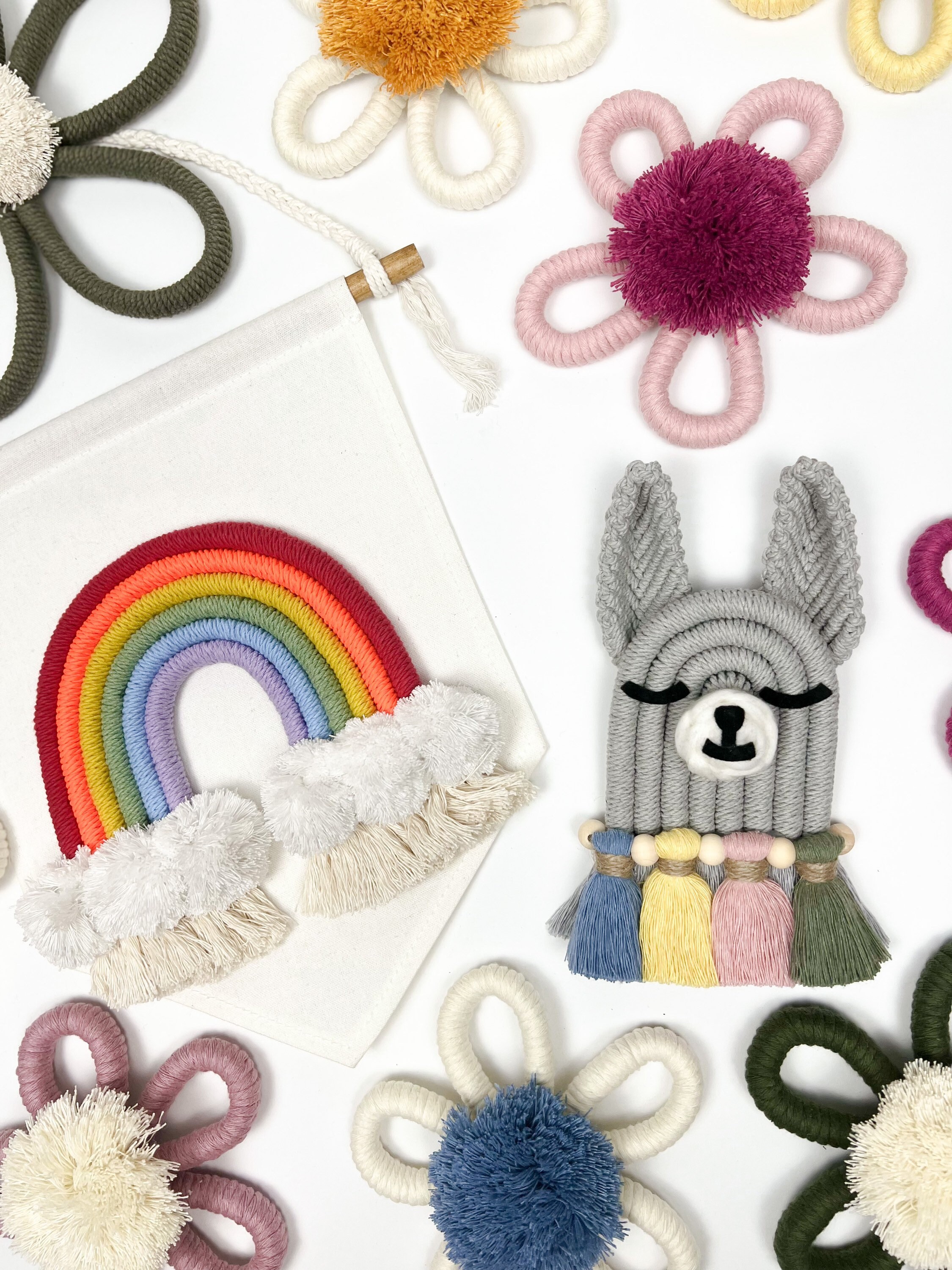 Macrame Llama, Macrame Animal, Llama Nursery, Rainbow Macrame, Rope Rainbow .br Macrame Llama, Macrame Animal, Llama Nursery, Rainbow Macrame, Rope Rainbow .br