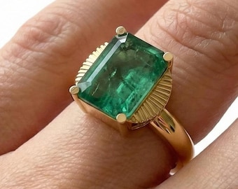 エメラルドカット天然エメラルドソリティアリング 14Kゴールド 5月誕生石 - 記念日の結婚祝いにエメラルドカットエメラルドリング
