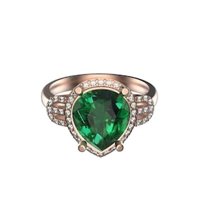 3 Carats Natural Pear Emerald And Diamond Engagement Ring / Wedding Ring In 18k Gold / Emerald Ring